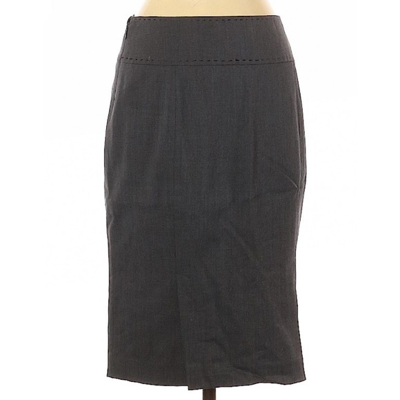Elie Tahari Gray Skirt with Double Slits Wool - Picture 2 of 13